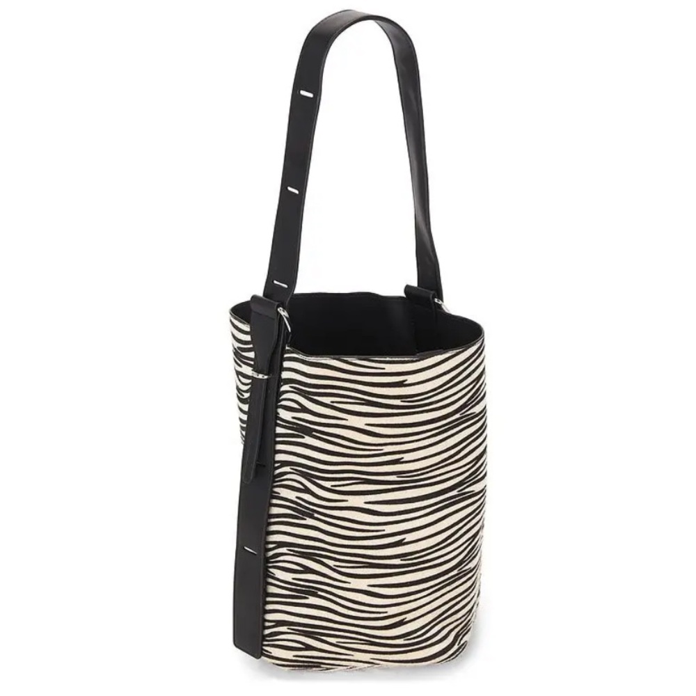 NEW, 8 Other Reasons Nicole Bucket Bag in Zebra